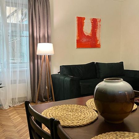 Art Apartment On Kylisha Str リヴィウ エクステリア 写真