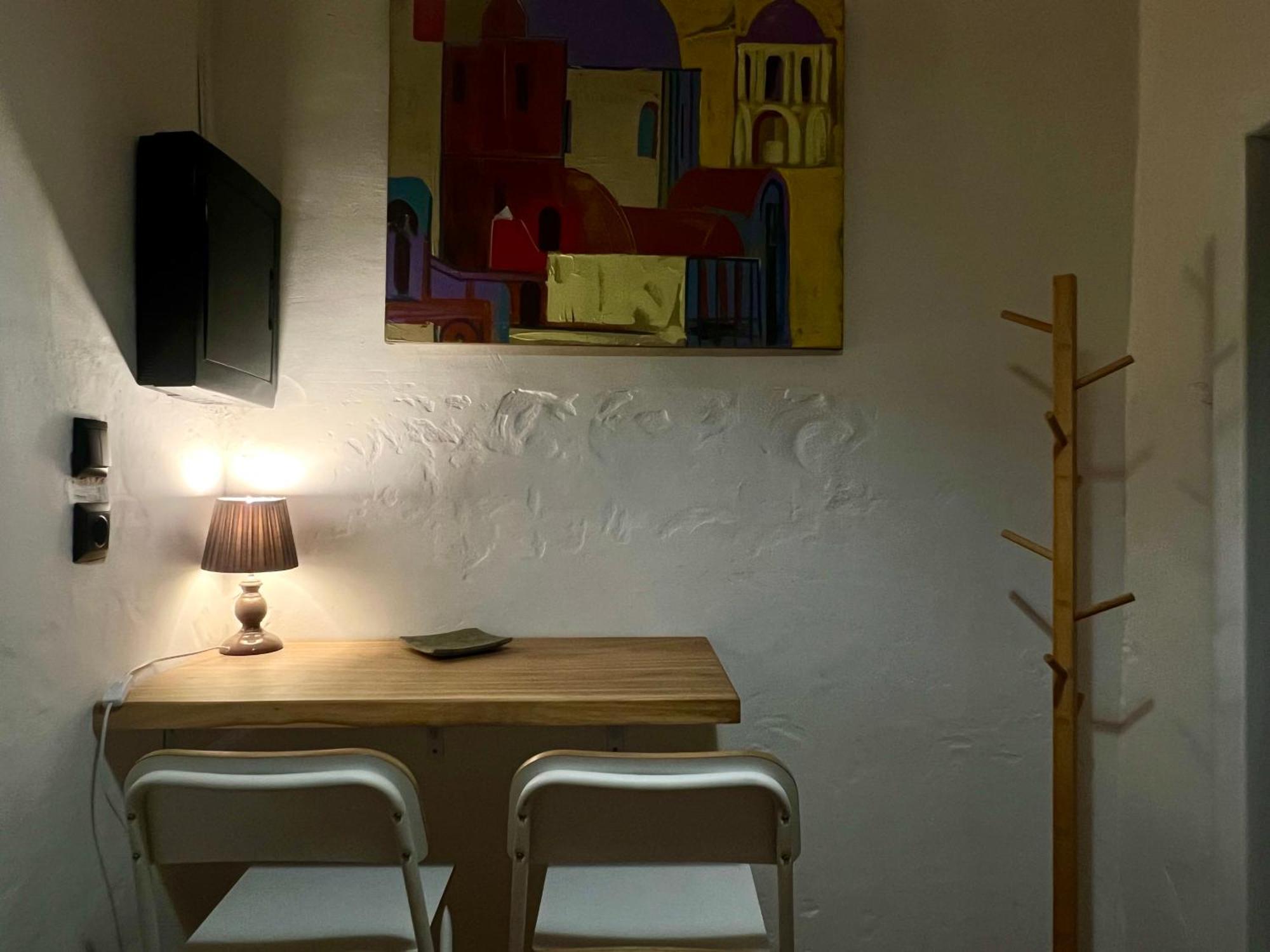 Art Apartment On Kylisha Str リヴィウ エクステリア 写真