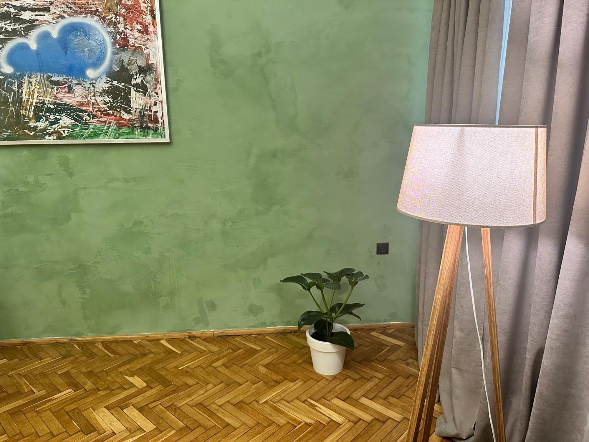 Art Apartment On Kylisha Str リヴィウ エクステリア 写真